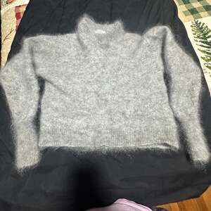 Aritzia Wilfred Mohair Cropped Sweater Small